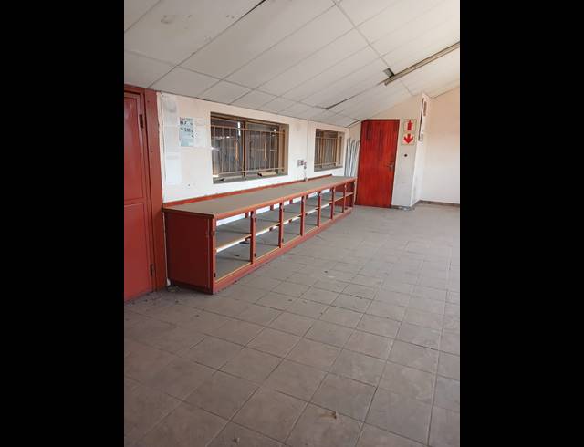 Warehouse property to rent in HERIOTDALE